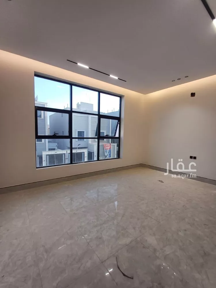 دور للبيع في شارع عبيدالله الفقيه, حي الرمال, مدينة الرياض, منطقة الرياض صورة 5