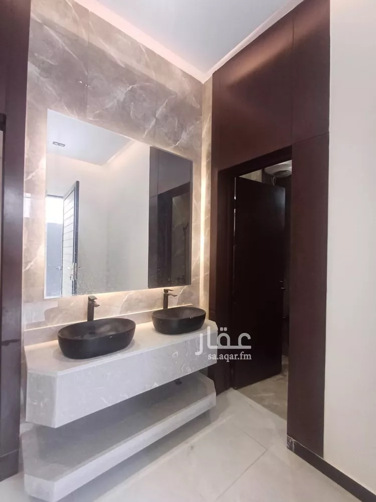 دور للبيع في شارع رقم 73, حي الندوة, مدينة الرياض, منطقة الرياض صورة 3