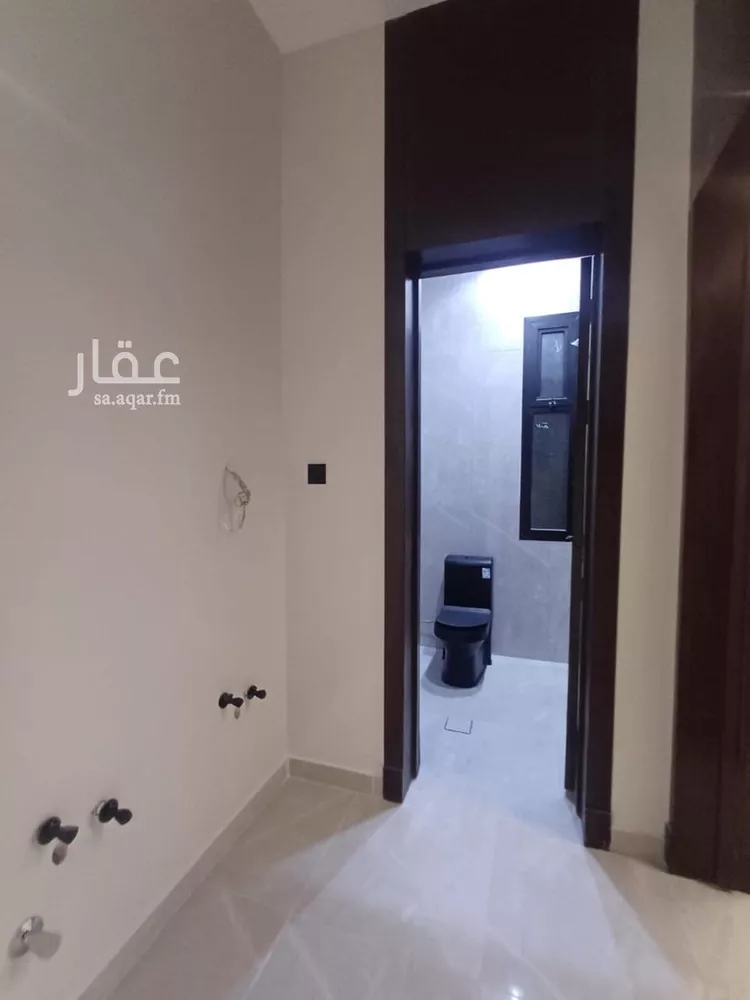 دور للبيع في شارع رقم 167, حي الجنادرية, مدينة الرياض, منطقة الرياض صورة 2