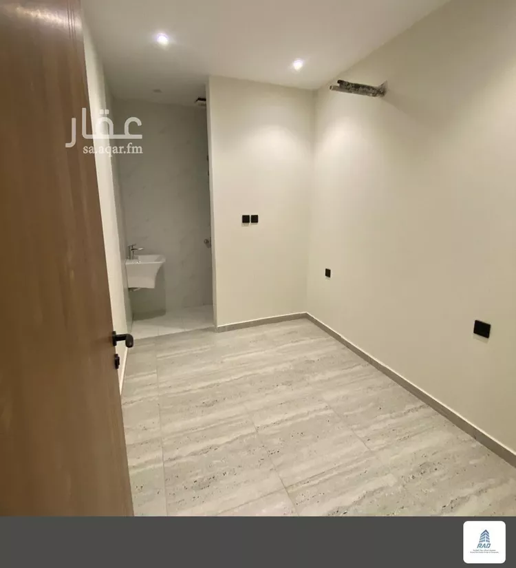 دور للبيع في شارع أحمد بن عبد الرحمن الشهاب, حي الفيحاء, مدينة جدة, منطقة مكة المكرمة صورة 3