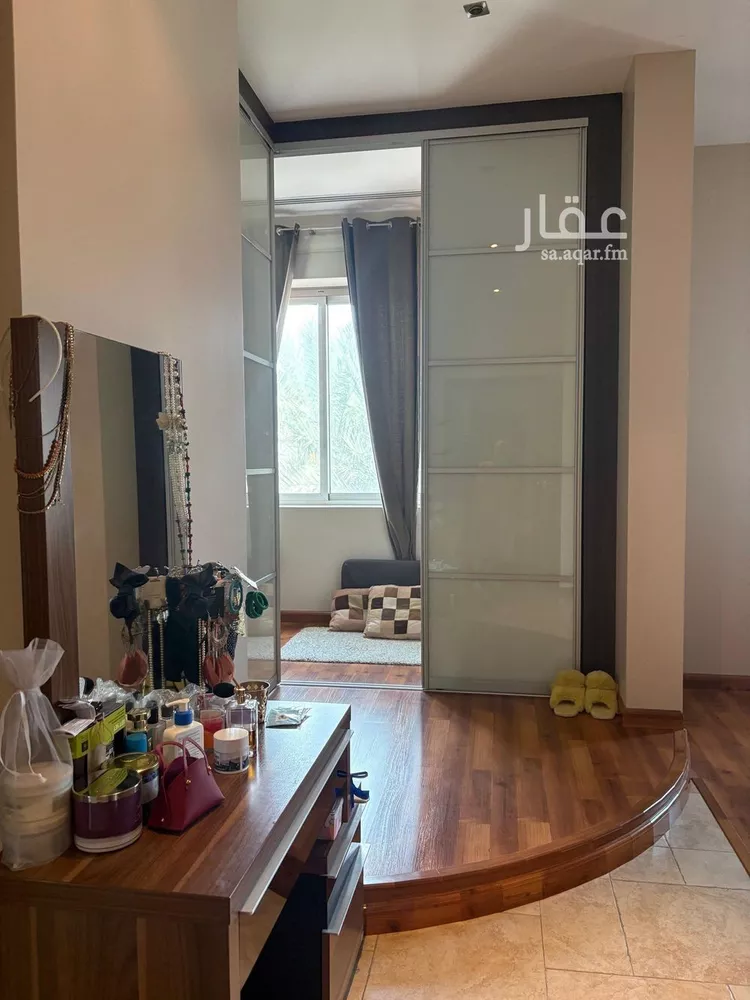 فيلا للبيع في شارع الربيع, حي الحمراء, مدينة الرياض, منطقة الرياض صورة 3