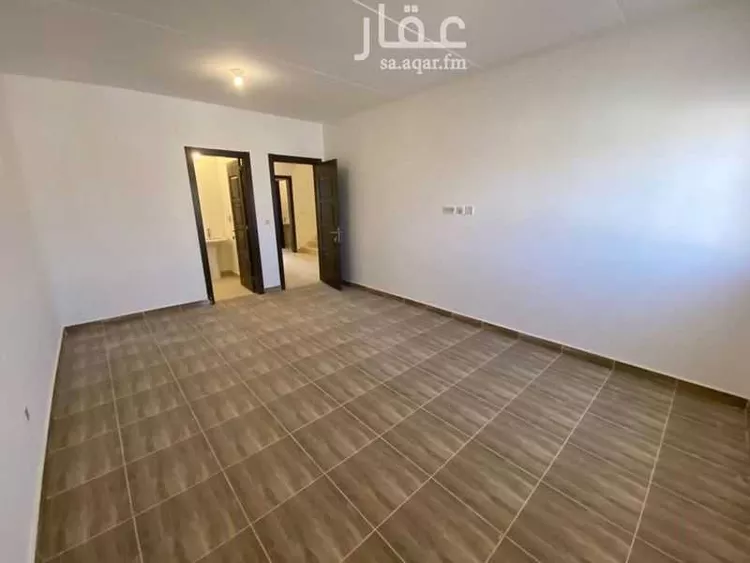 فيلا للبيع في شارع احمد بن المنادي, حي مطار الملك خالد الدولي, مدينة الرياض, منطقة الرياض صورة 3