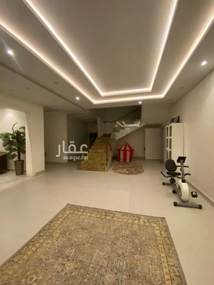 فيلا للبيع في شارع حسن الفخري, حي المهدية, مدينة الرياض, منطقة الرياض