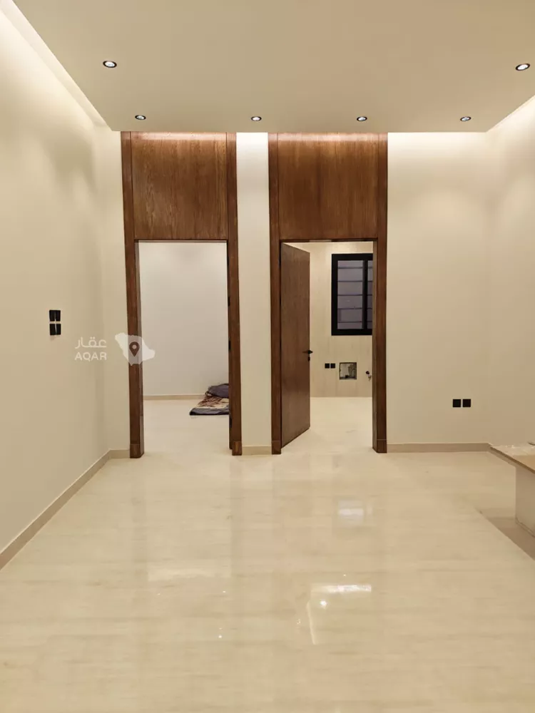 Floor for Sale in Riyadh Dahiat Namar