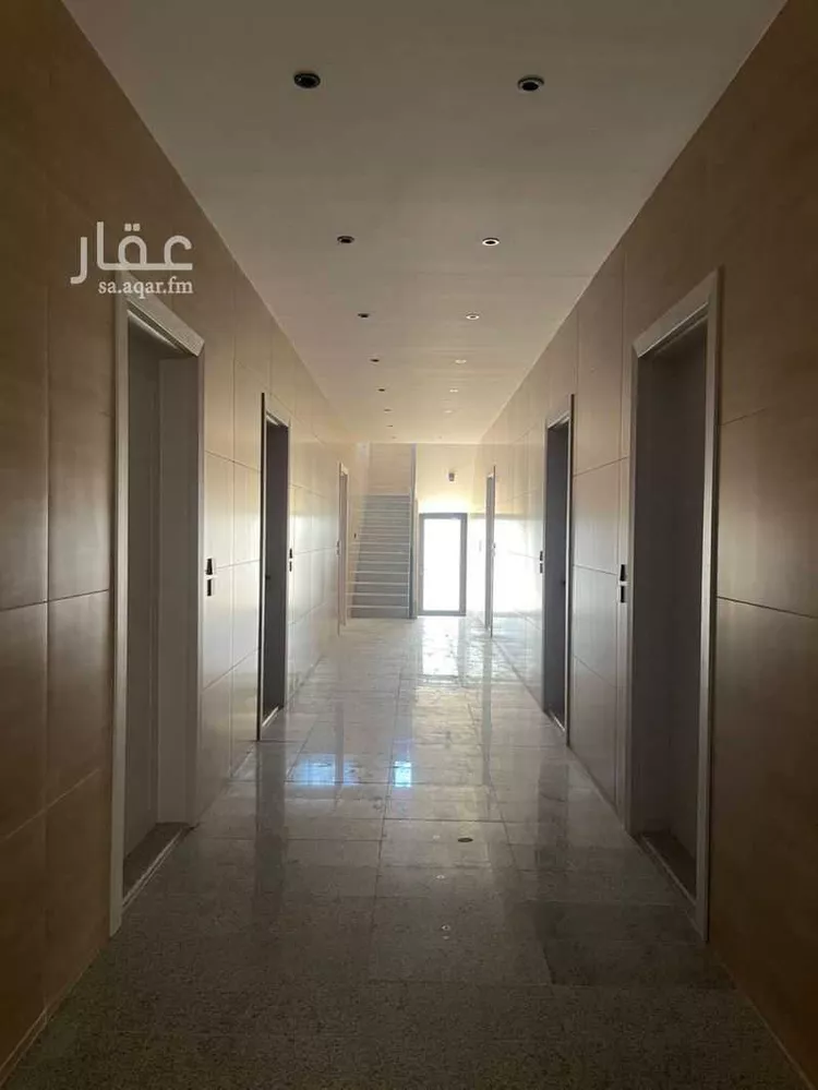 عمارة للبيع في شارع عبدالله الطائي, حي الراكة الشمالية, مدينة الدمام, المنطقة الشرقية صورة 2