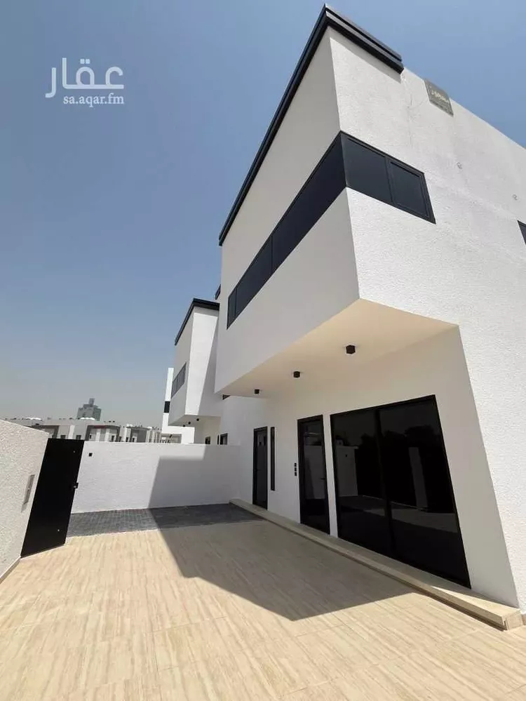 Villa for Sale in Dhahran Al Qashlah