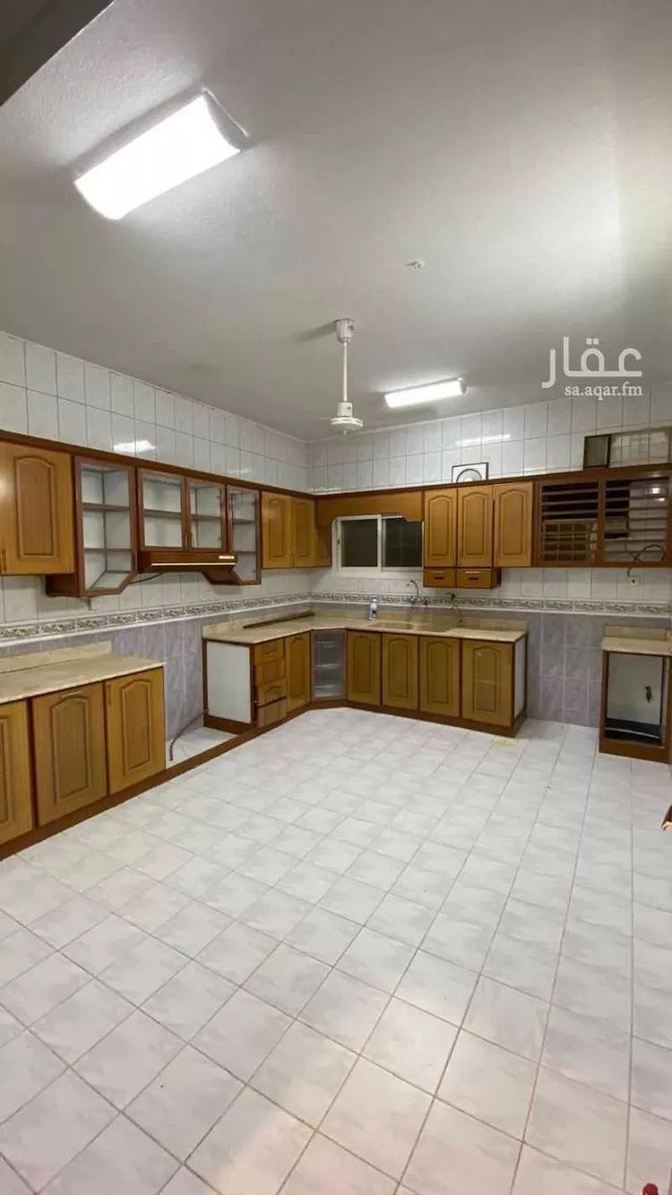 Floor for Rent in Al Bukayriyah Al Nahdah صورة 3