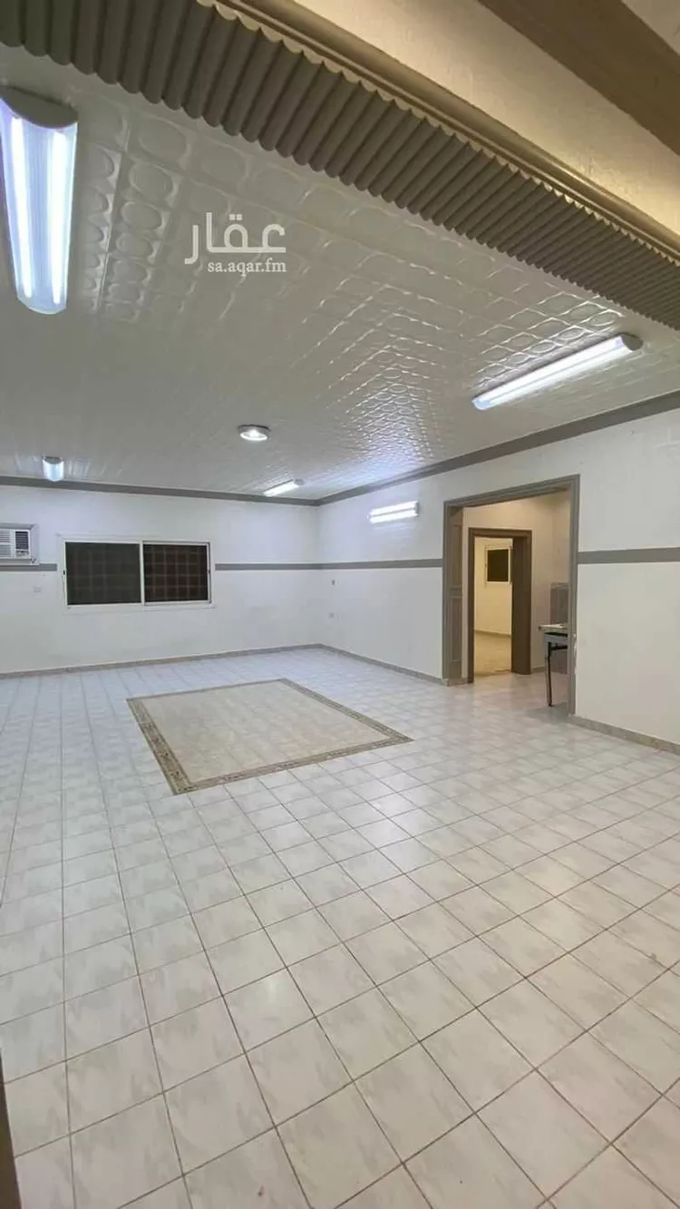 Floor for Rent in Al Bukayriyah Al Nahdah صورة 2