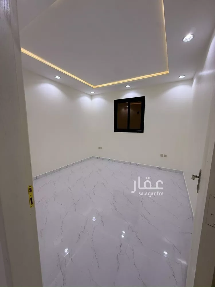 Floor for Rent in Riyadh Okaz صورة 3