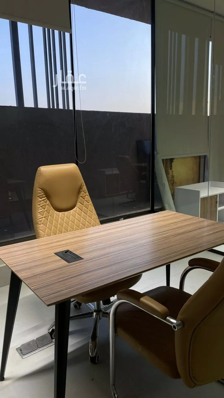 مكتب تجاري للإيجار في شارع خيبر, حي العارض, مدينة الرياض, منطقة الرياض صورة 2