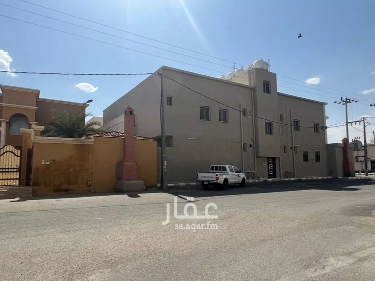 فيلا للبيع في شارع الحجرين, حي الأمير سلطان, مدينة بيشة, منطقة عسير صورة 5