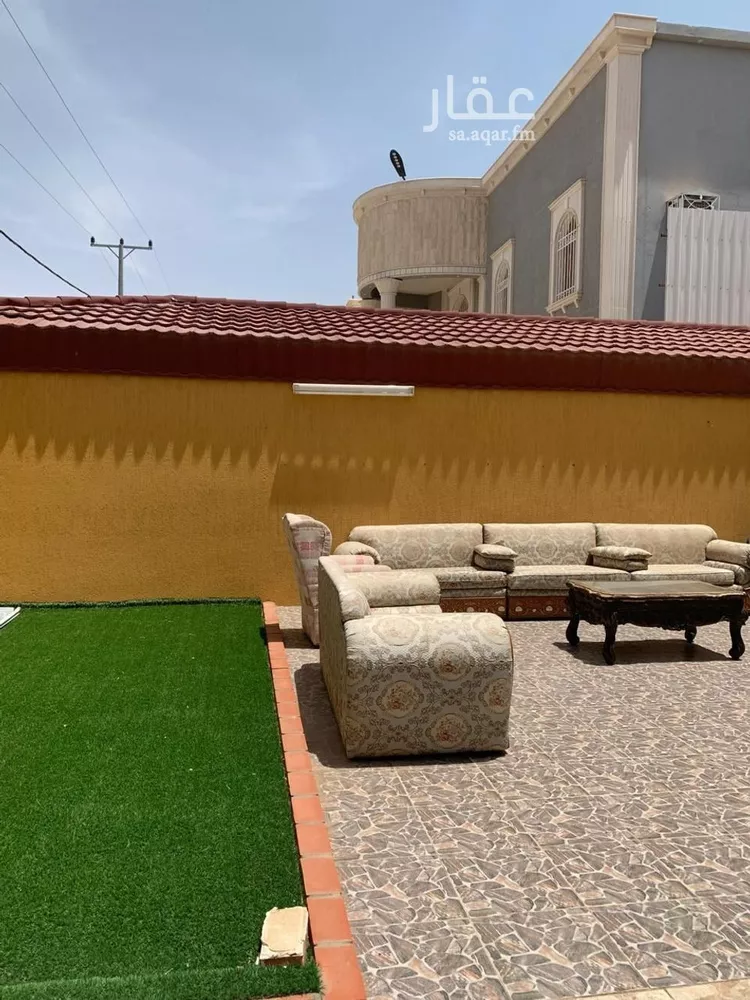 فيلا للبيع في شارع الحجرين, حي الأمير سلطان, مدينة بيشة, منطقة عسير صورة 4