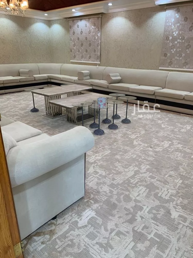 فيلا للبيع في شارع الحجرين, حي الأمير سلطان, مدينة بيشة, منطقة عسير صورة 5