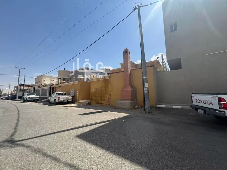 فيلا للبيع في شارع الحجرين, حي الأمير سلطان, مدينة بيشة, منطقة عسير صورة 3