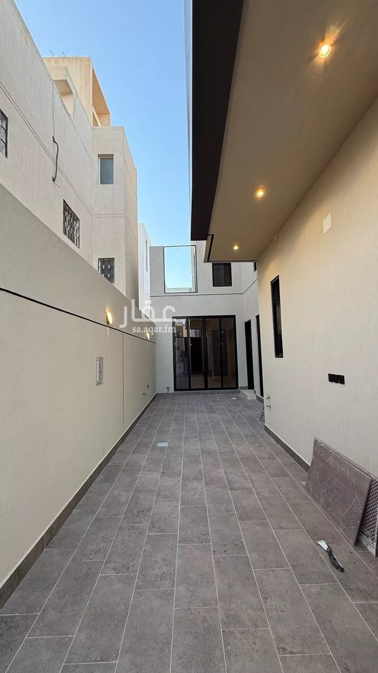 فيلا للبيع في شارع فؤاد محمد عمر توفيق, حي المهدية, مدينة الرياض, منطقة الرياض صورة 3