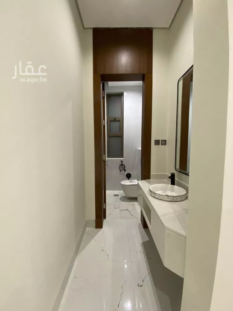 فيلا للبيع في شارع علي بن هبة الله, حي المهدية, مدينة الرياض, منطقة الرياض صورة 3