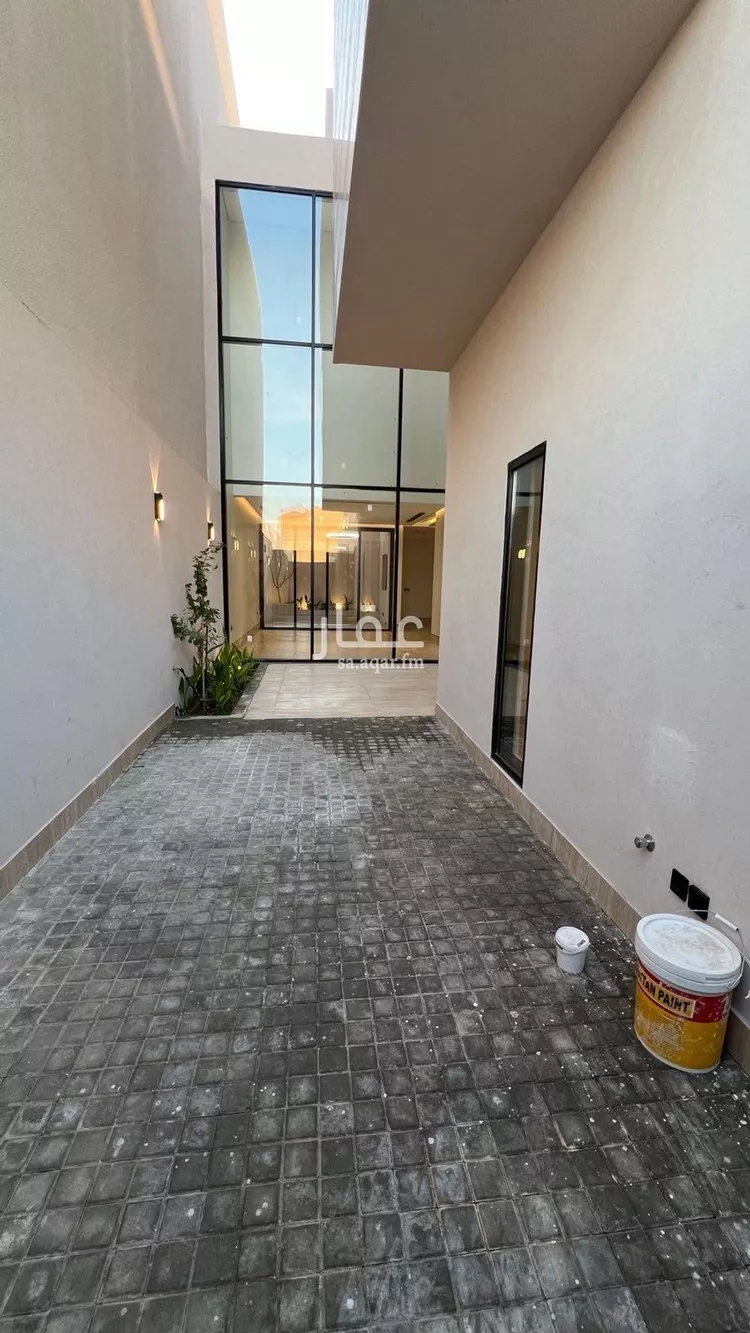 فيلا للبيع في شارع فؤاد محمد عمر توفيق, حي المهدية, مدينة الرياض, منطقة الرياض صورة 5