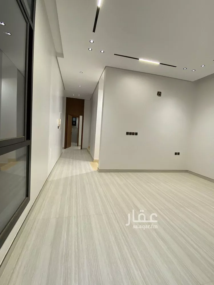فيلا للبيع في شارع فؤاد محمد عمر توفيق, حي المهدية, مدينة الرياض, منطقة الرياض 18