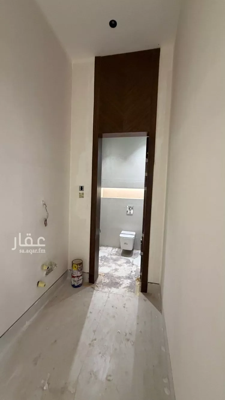 فيلا للبيع في شارع عبدالجبار بن الورد, حي المهدية, مدينة الرياض, منطقة الرياض 7