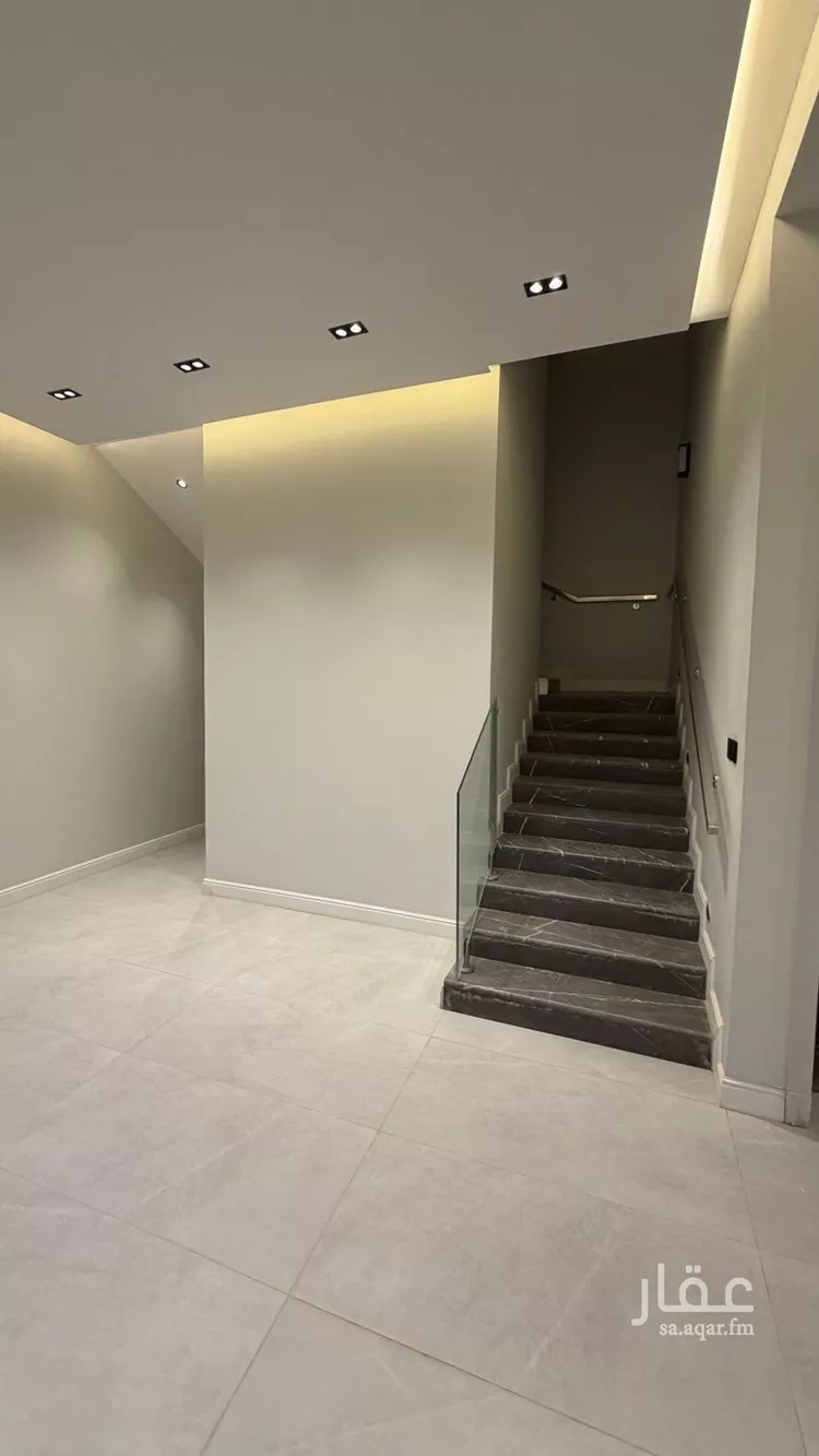 Villa for Sale in Riyadh Al Mahdiyah 17
