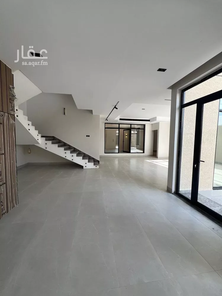 فيلا للبيع في شارع فؤاد محمد عمر توفيق, حي المهدية, مدينة الرياض, منطقة الرياض صورة 4