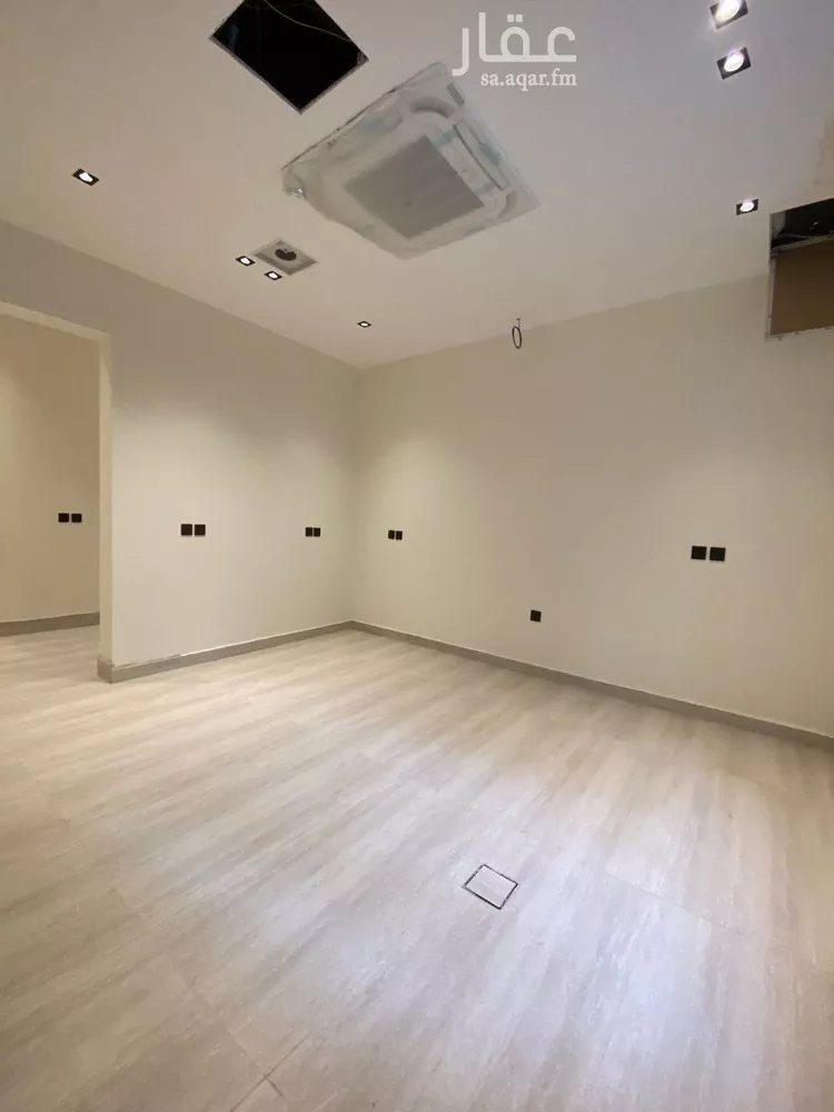 Villa for Sale in Riyadh Al Mahdiyah صورة 4