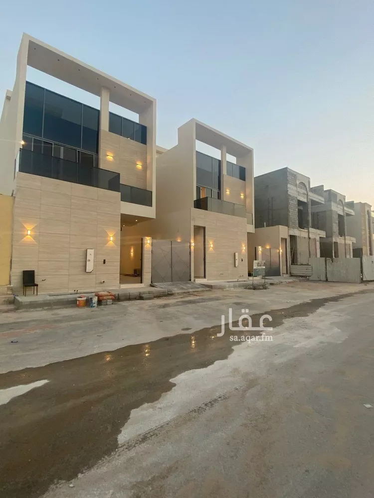 فيلا للبيع في شارع فؤاد محمد عمر توفيق, حي المهدية, مدينة الرياض, منطقة الرياض صورة 2