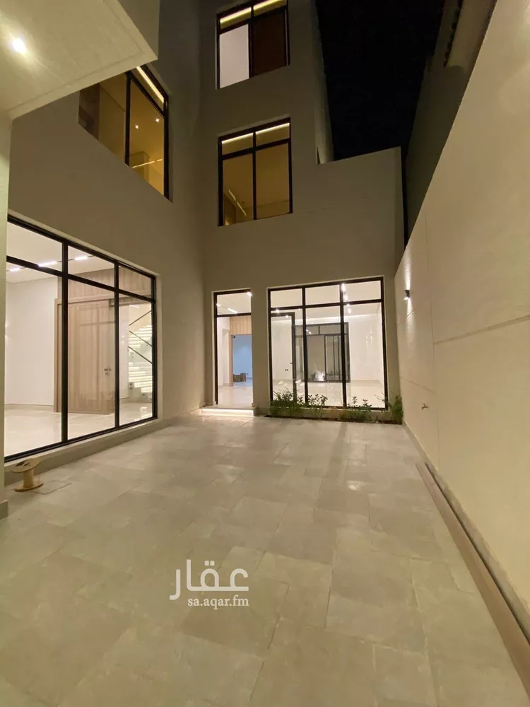 فيلا للبيع في شارع إسماعيل بن حماد, حي المهدية, مدينة الرياض, منطقة الرياض صورة 5