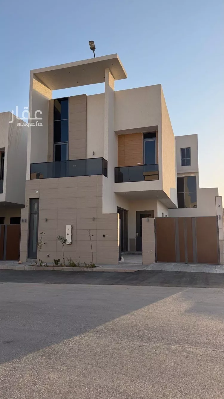 Villa for Sale in Riyadh Al Mahdiyah