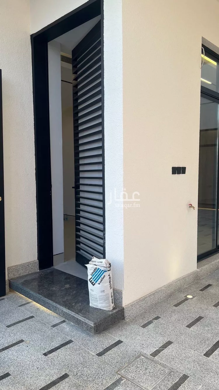 فيلا للبيع في شارع فؤاد محمد عمر توفيق, حي المهدية, مدينة الرياض, منطقة الرياض صورة 5
