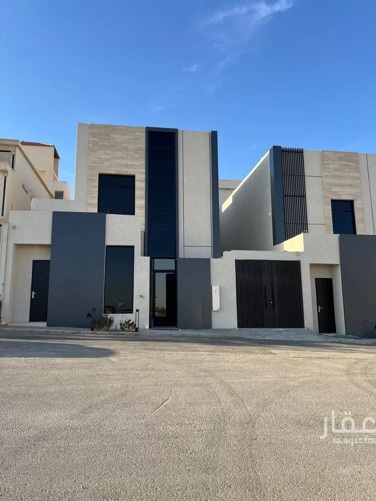 Villa for Sale in Riyadh Al Mahdiyah