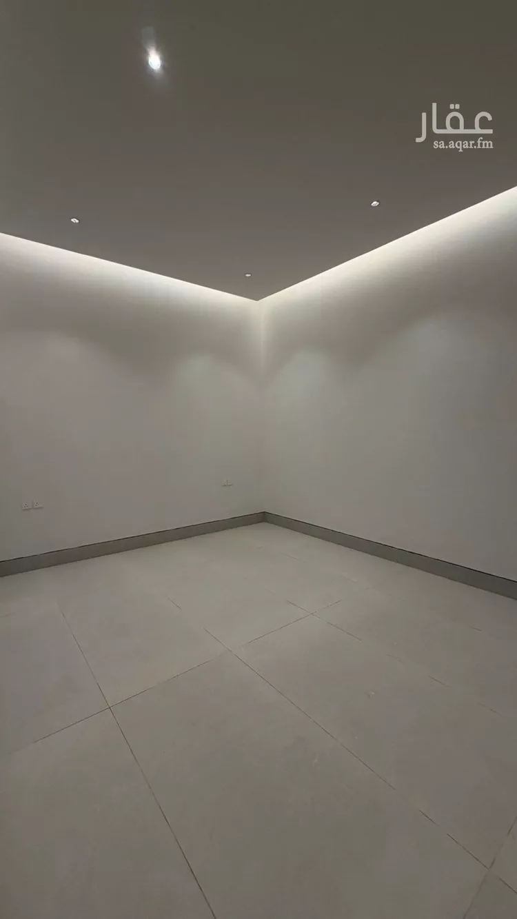 Villa for Sale in Riyadh Al Mahdiyah 18