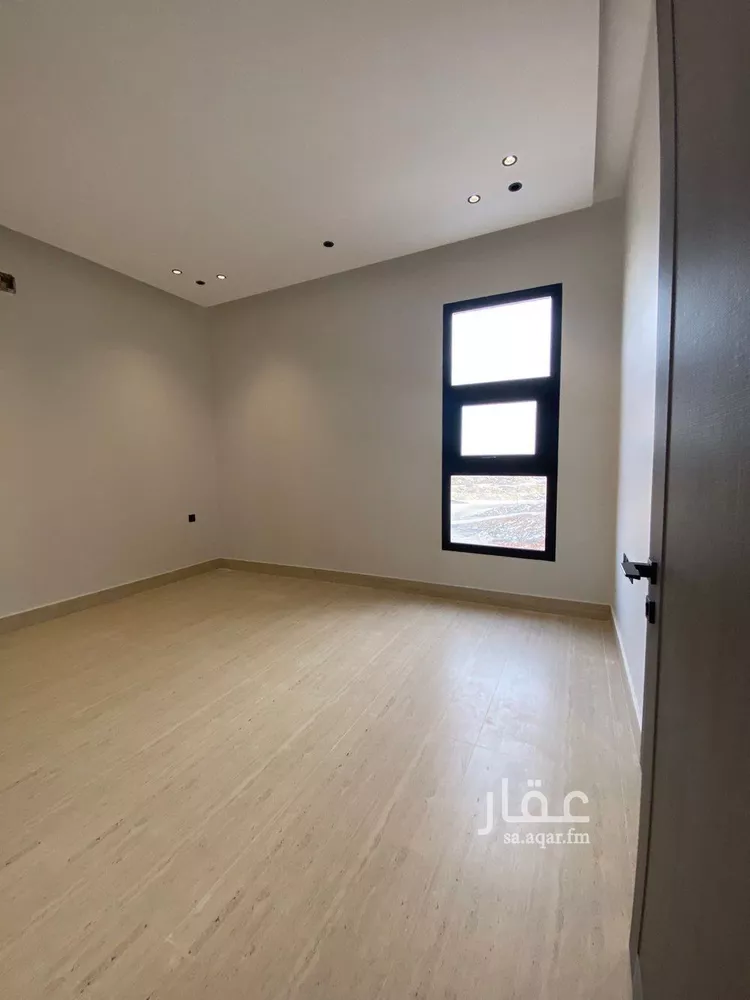 فيلا للبيع في شارع عبدالجبار بن الورد, حي المهدية, مدينة الرياض, منطقة الرياض صورة 4