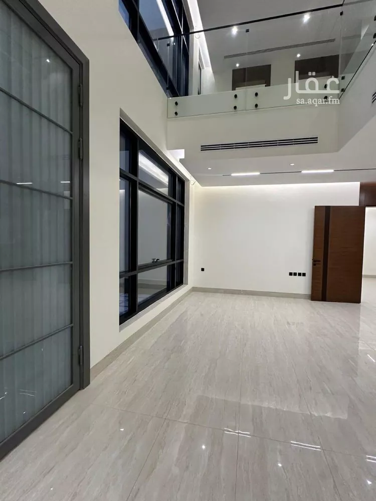 فيلا للبيع في شارع محمد بن أبي بكر القيم, حي المهدية, مدينة الرياض, منطقة الرياض صورة 4