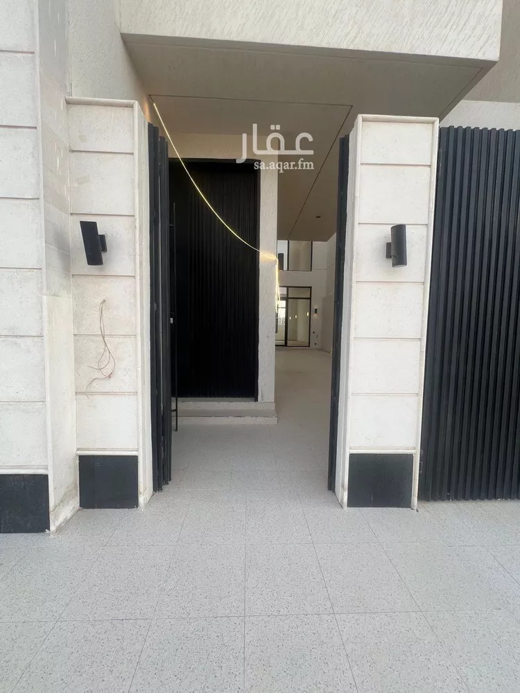 فيلا للبيع في شارع فؤاد محمد عمر توفيق, حي المهدية, مدينة الرياض, منطقة الرياض صورة 3