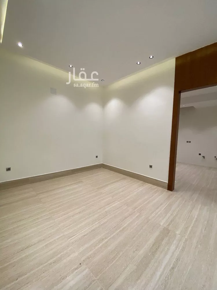 فيلا للبيع في شارع إسماعيل بن حماد, حي المهدية, مدينة الرياض, منطقة الرياض صورة 4
