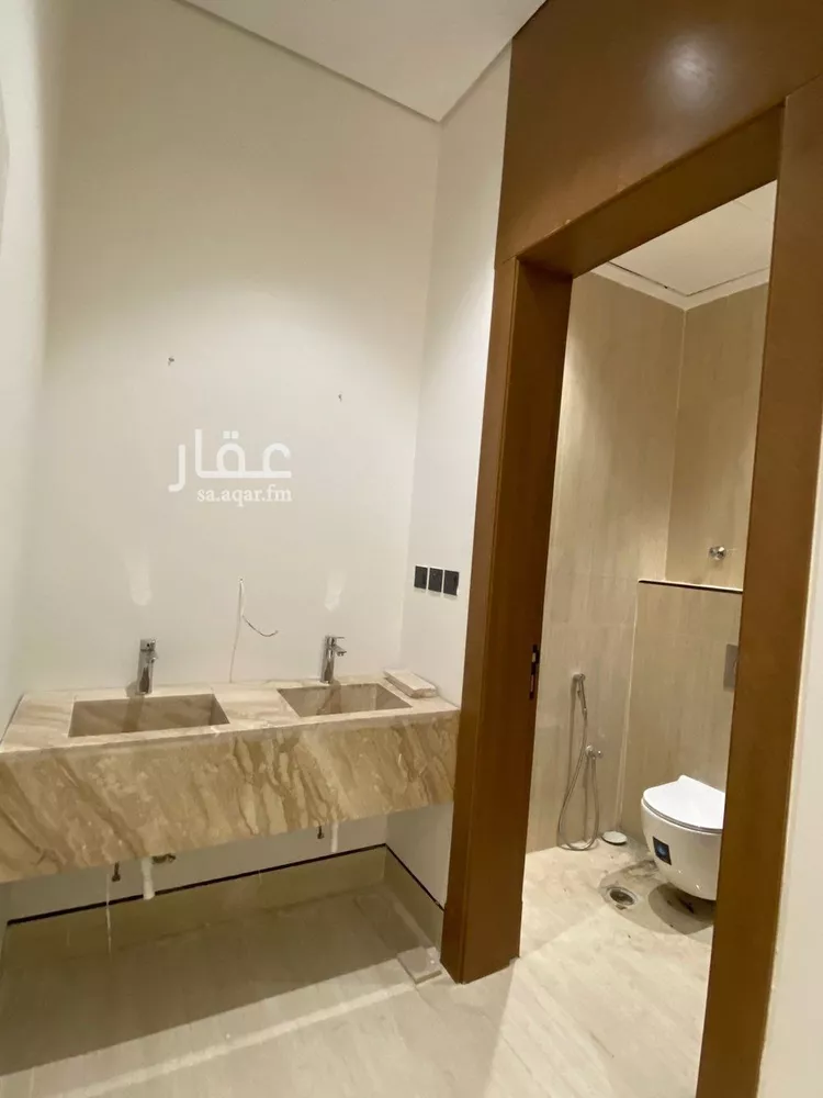 فيلا للبيع في شارع المهدية, حي المهدية, مدينة الرياض, منطقة الرياض صورة 4
