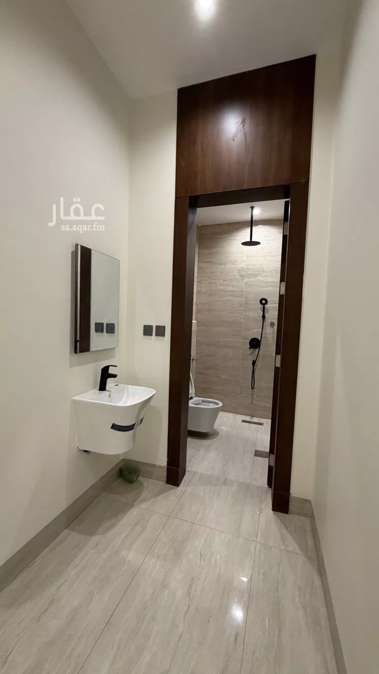 فيلا للبيع في شارع عبدالجبار بن الورد, حي المهدية, مدينة الرياض, منطقة الرياض 25
