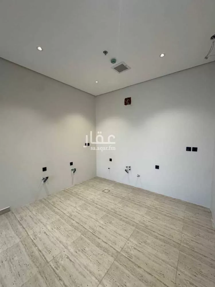 Apartment for Sale in Al Khobar Al Bahar 6
