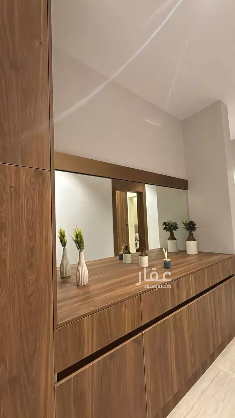 Floor for Sale in Riyadh Al Mathar Ash Shamali
