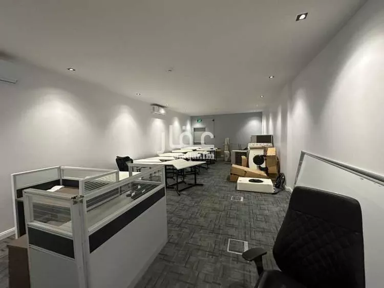 Commercial Office for Rent in Riyadh Ar Rabie صورة 4