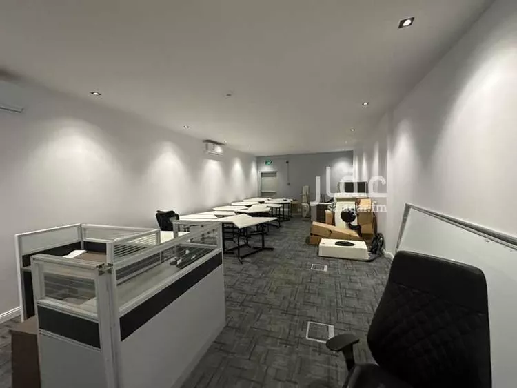 عمارة للإيجار في شارع الامير محمد ابن سلمان ابن عبدالعزيز, حي الربيع, مدينة الرياض, منطقة الرياض صورة 3