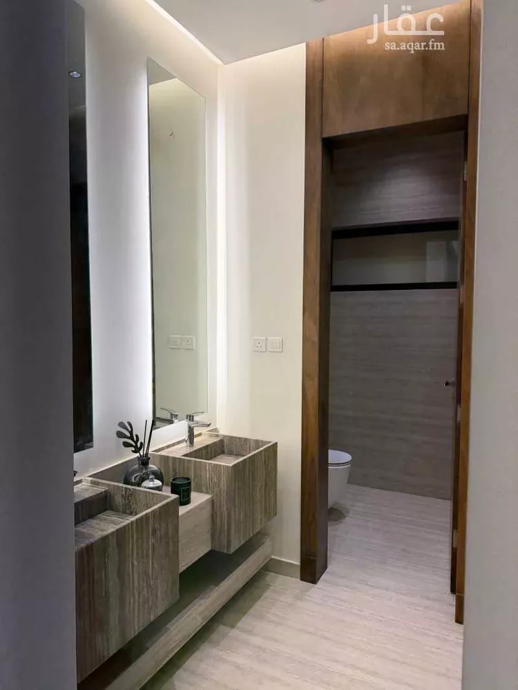 فيلا للبيع في شارع عثمان العبيد, حي القيروان, مدينة الرياض, منطقة الرياض صورة 3