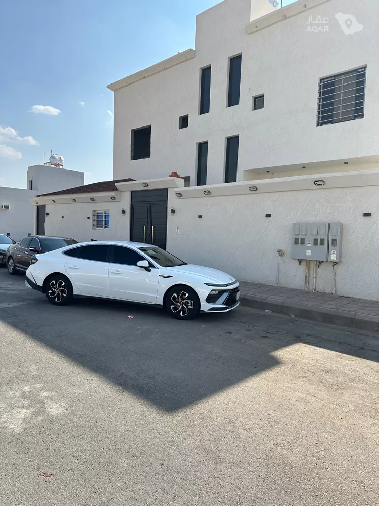 عمارة للبيع في شارع 7597188, حي الخضراء, مدينة المدينة المنورة, منطقة المدينة المنورة