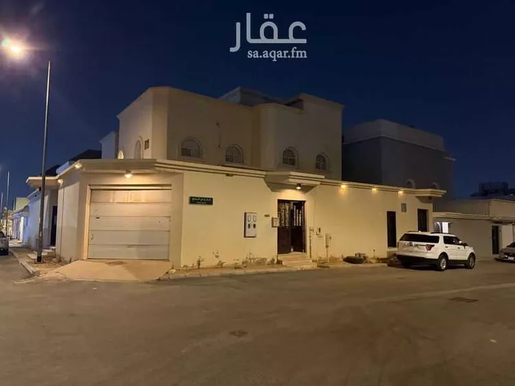 فيلا للبيع في شارع أحمد الكثيري, حي شبرا, مدينة الرياض, منطقة الرياض 7