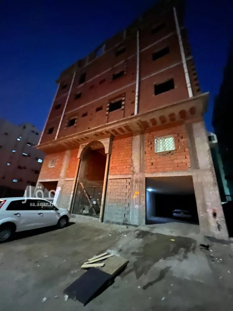 عمارة للبيع في شارع صغدي بن ابي الحجراء, حي الظاهرة, مدينة المدينة المنورة, منطقة المدينة المنورة