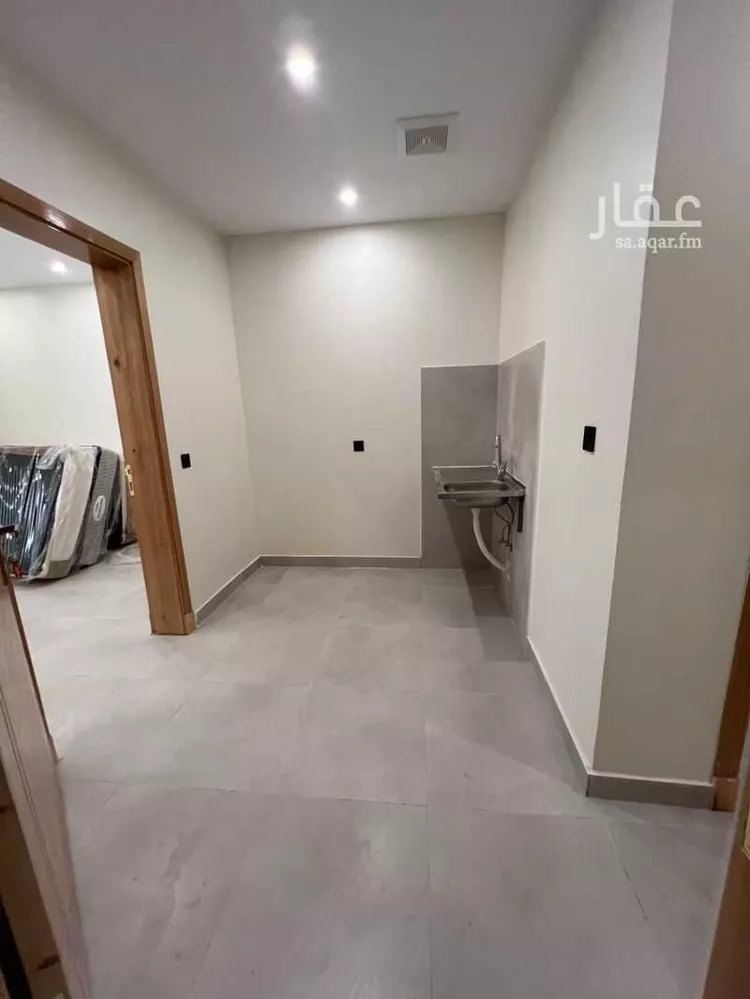 عمارة للإيجار في شارع ام منيع اسماء بنت عمرو الانصارية, حي الحديقة, مدينة المدينة المنورة, منطقة المدينة المنورة 11