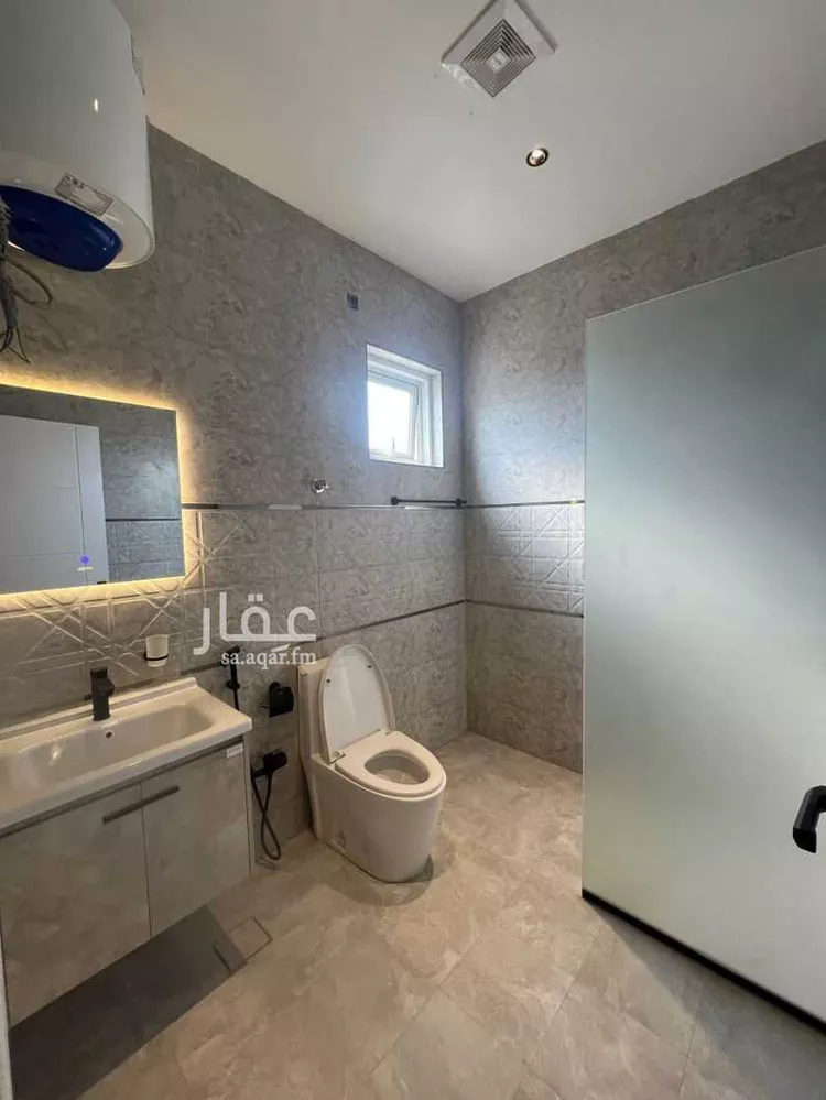 فيلا للبيع في شارع أبو الفضل البيهقي, حي الصفاء, مدينة تبوك, منطقة تبوك صورة 5