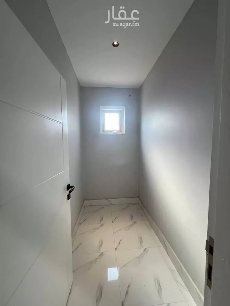 فيلا للبيع في شارع أبو الفضل البيهقي, حي الصفاء, مدينة تبوك, منطقة تبوك صورة 4