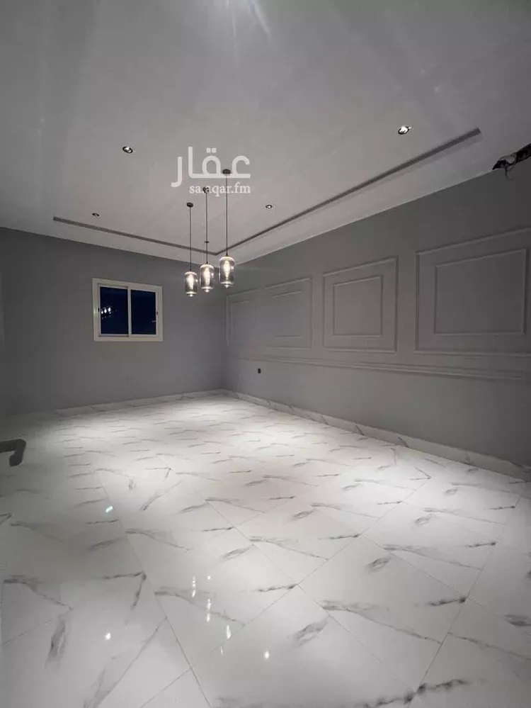 فيلا للبيع في شارع أبو الفضل البيهقي, حي الصفاء, مدينة تبوك, منطقة تبوك صورة 3